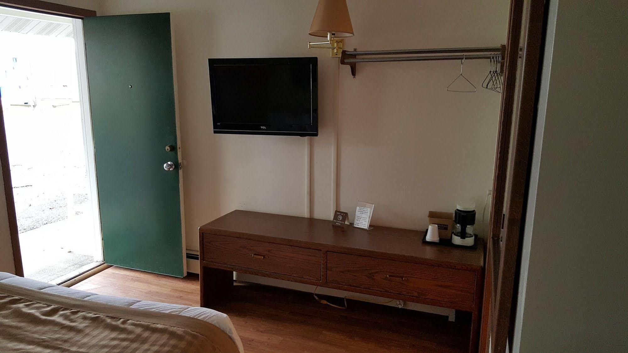 Budget Host Inn デトロイト・レイクス エクステリア 写真